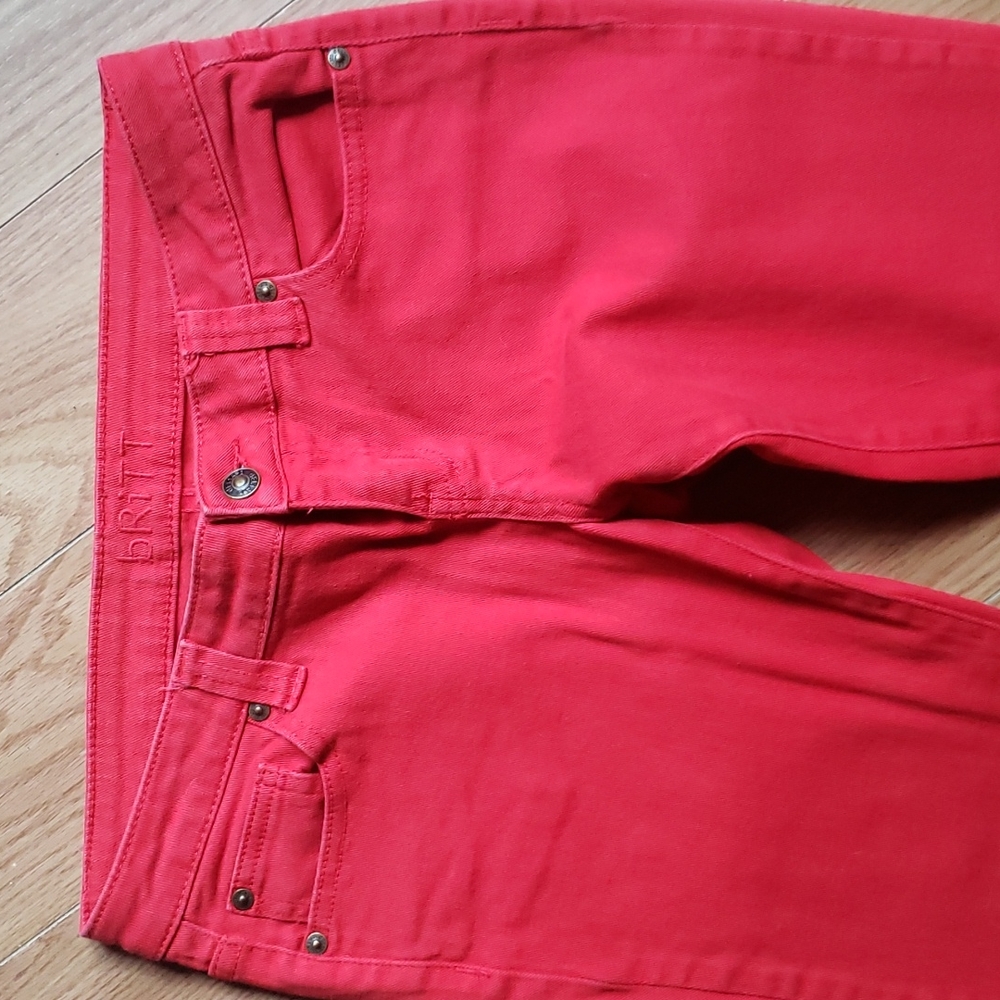dELia*s:britt red jean, size 9/10 R straight leg .